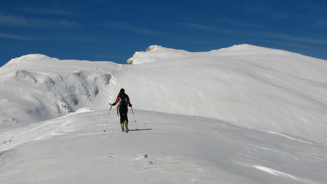 Monika Schoch, SAC Interkalen, ski de tura in Muntii Bucegi, foto Iulian Cozma